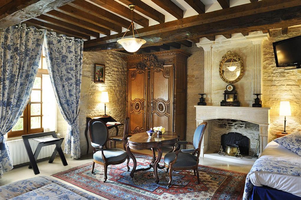 Hotel Le Manoir De Mathan Crepon A La Campagne 5 Mn D'Arromanches Et 10 Mn De Bayeux Экстерьер фото