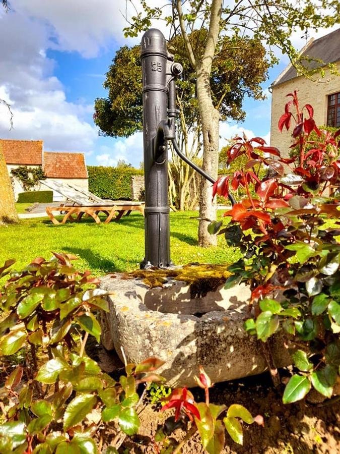 Hotel Le Manoir De Mathan Crepon A La Campagne 5 Mn D'Arromanches Et 10 Mn De Bayeux Экстерьер фото