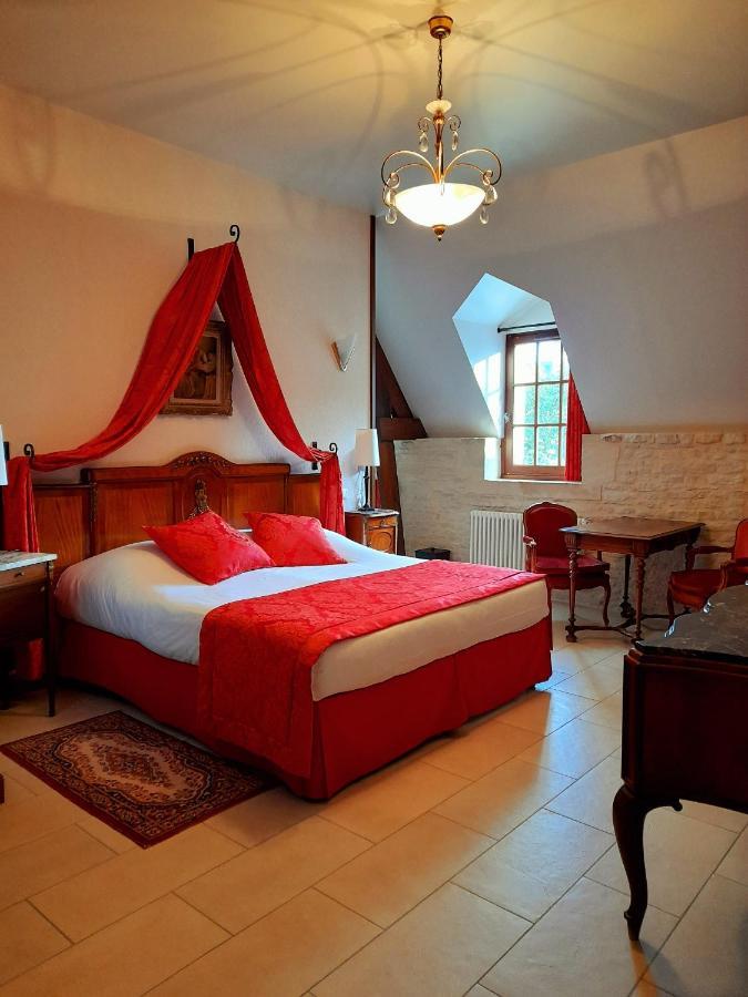 Hotel Le Manoir De Mathan Crepon A La Campagne 5 Mn D'Arromanches Et 10 Mn De Bayeux Экстерьер фото