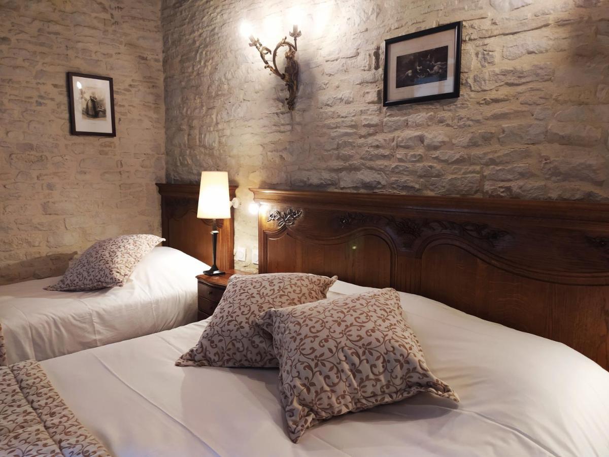 Hotel Le Manoir De Mathan Crepon A La Campagne 5 Mn D'Arromanches Et 10 Mn De Bayeux Экстерьер фото