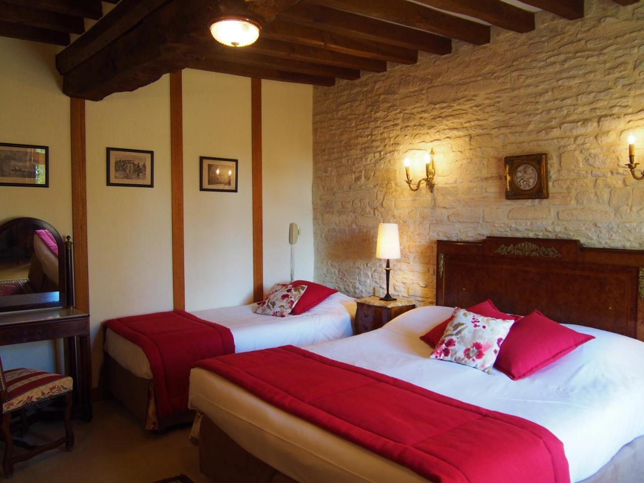 Hotel Le Manoir De Mathan Crepon A La Campagne 5 Mn D'Arromanches Et 10 Mn De Bayeux Экстерьер фото